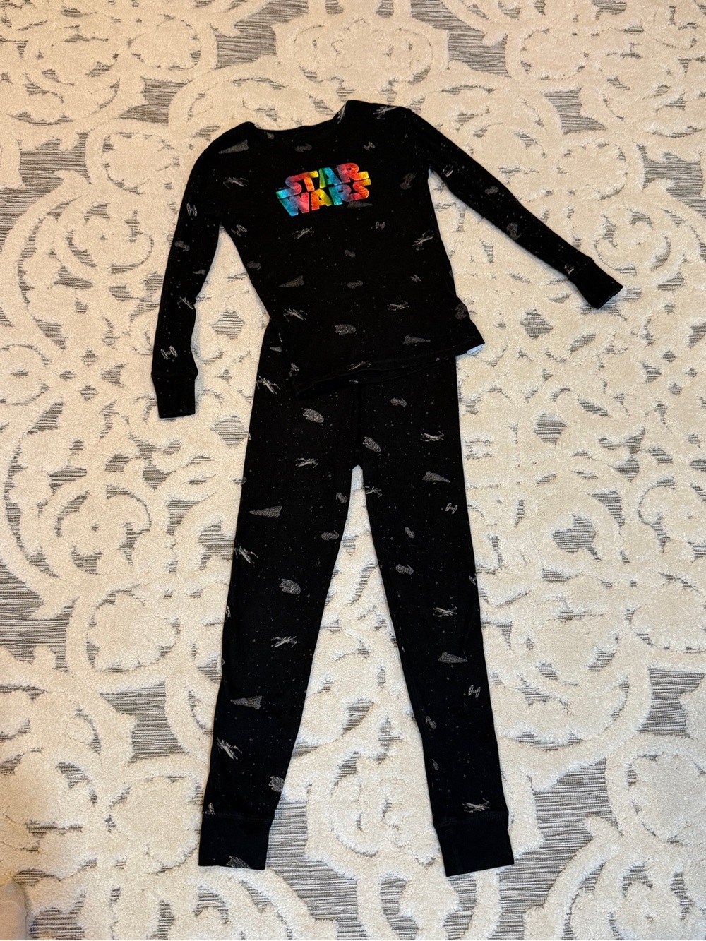 GAP girls Star Wars Black Kids Pajama Set with Rainbow Logo size 14